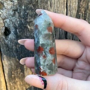 ☁️ bloodstone crystal tower